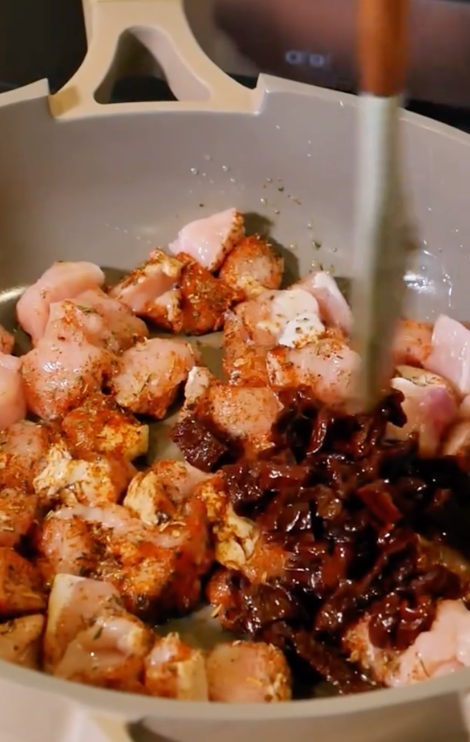 ONE POT Orzo de Tomates Secos con Pollo