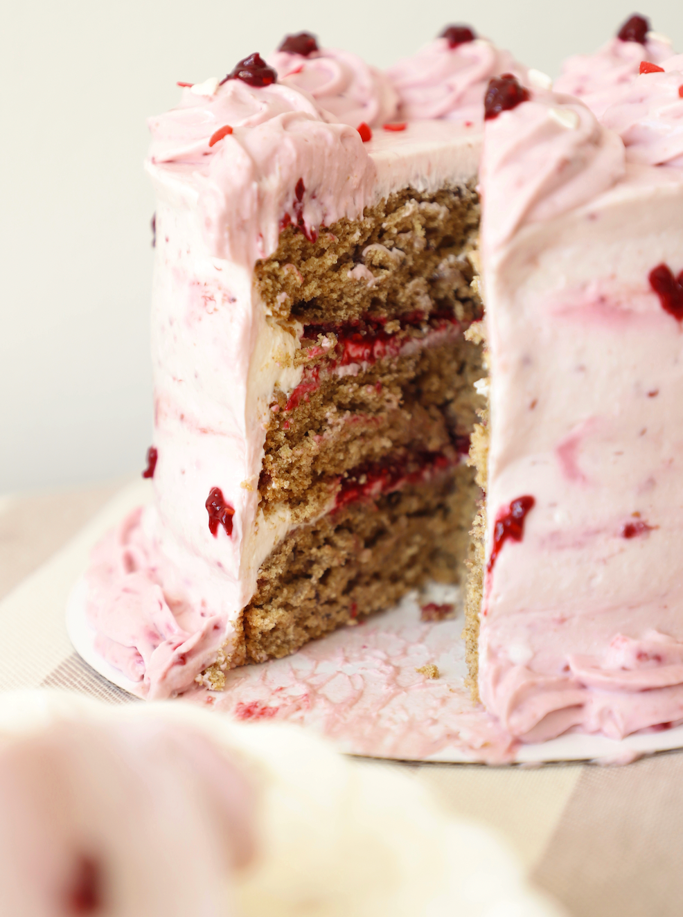 Raspberry Vanilla Cake - Skinny Cravings